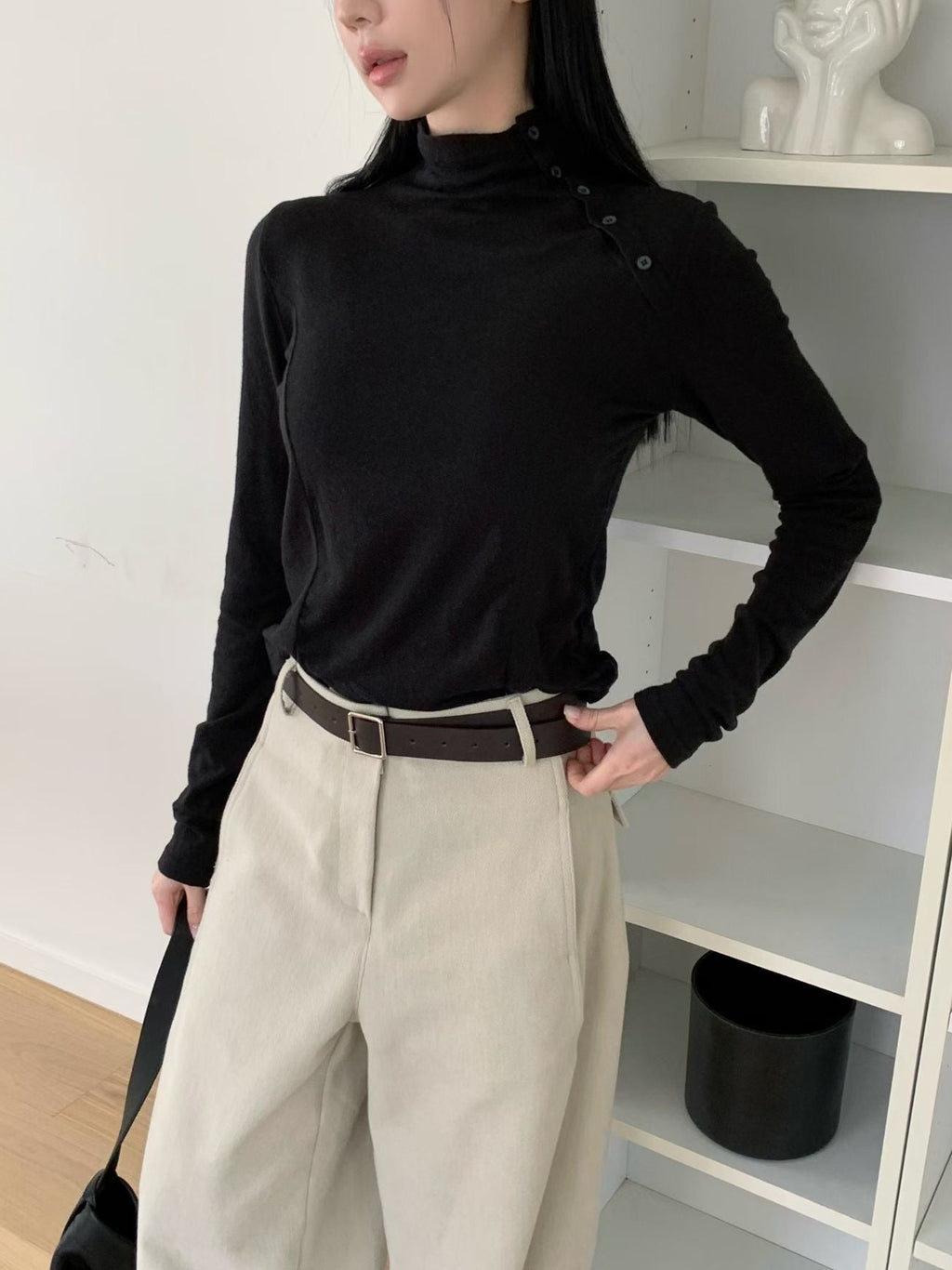 斜側排釦長袖上衣