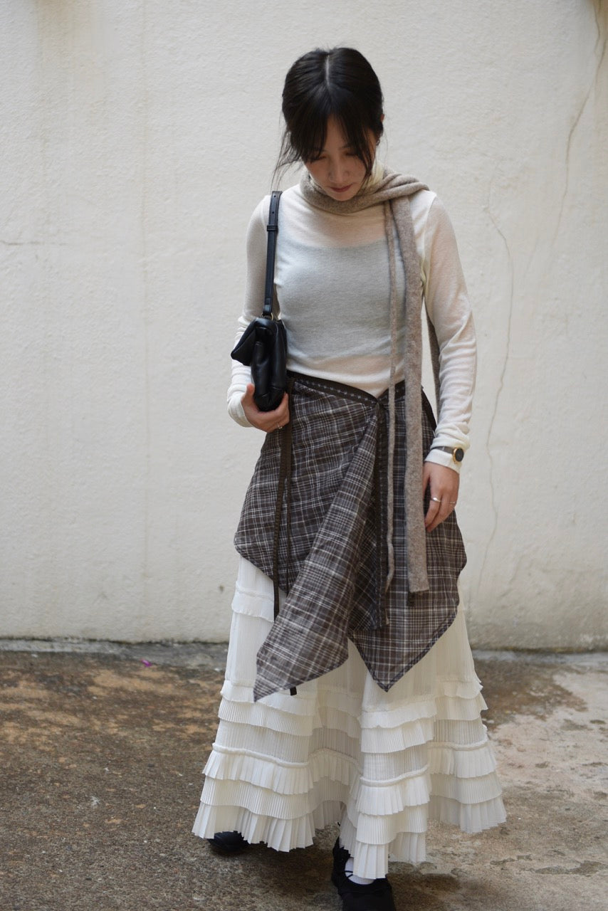 格紋疊穿半身小圍巾