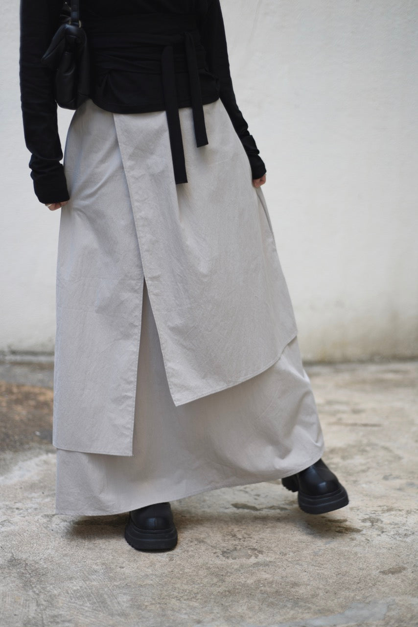 雙層造型感不規則下擺長裙