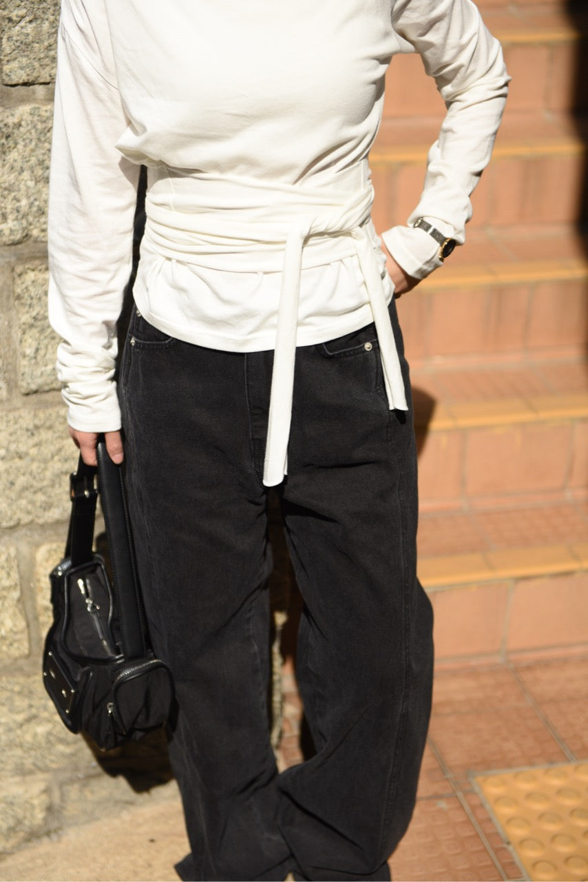 露肩斜領縛腰上衣