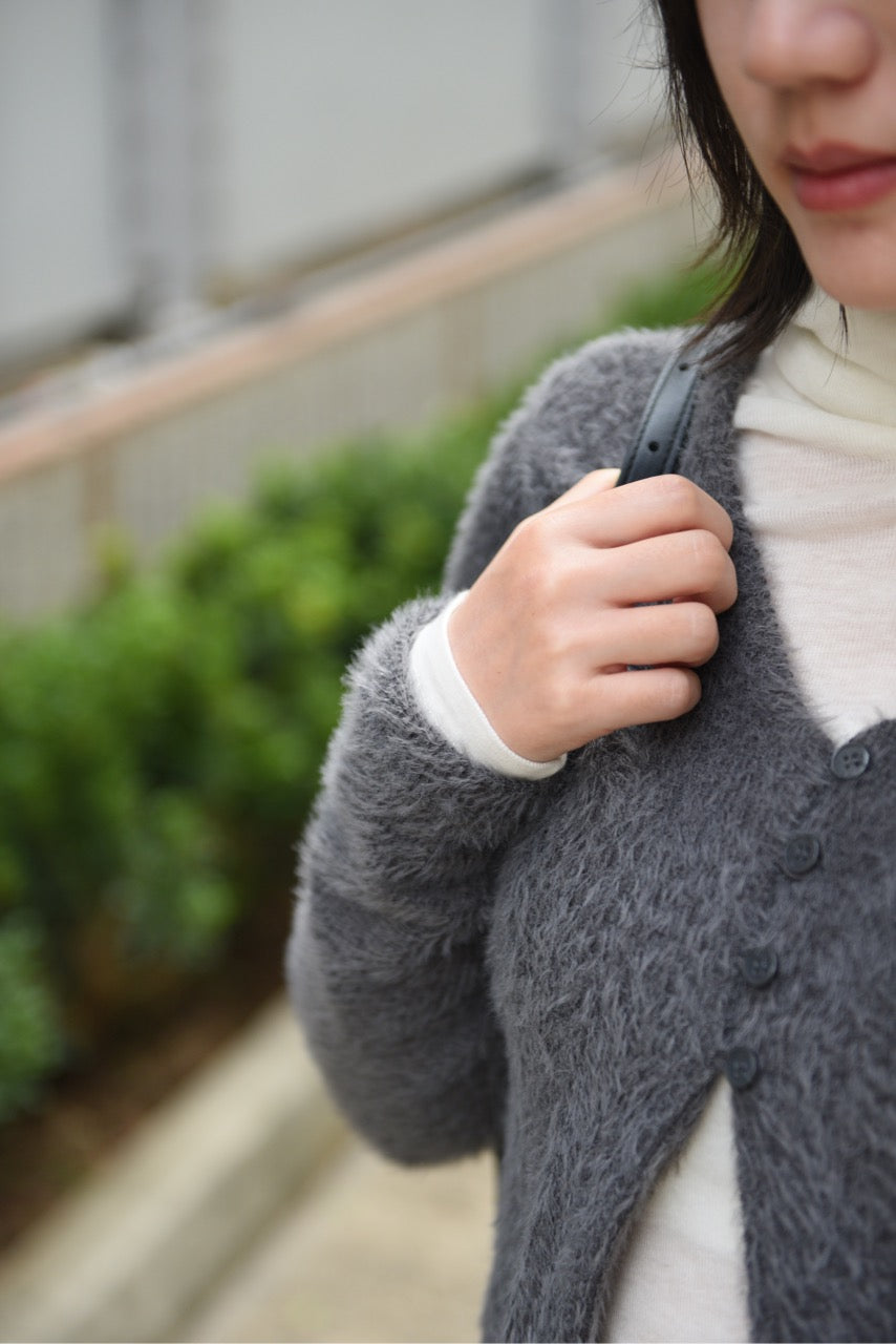 毛絨 V 領修身針織開衫