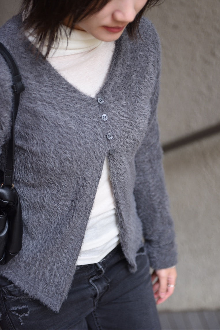 毛絨 V 領修身針織開衫