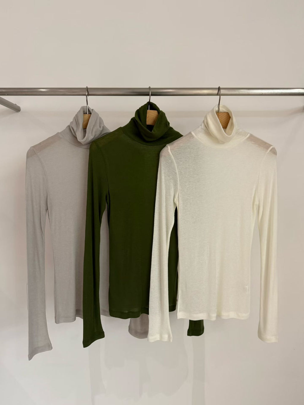 微透肌彈性高領上衣